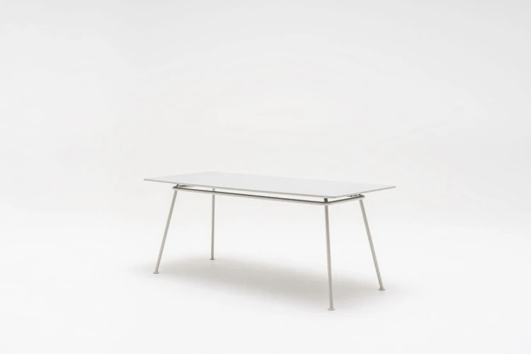 table_mdd_new_school_m10_1348_3_ma_e.jpg