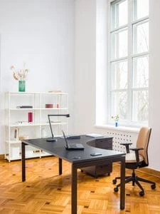operative ogi_u desk mdd (2).jpg
